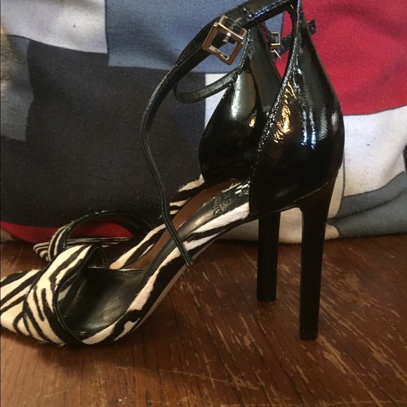Vince Camuto stilettos - Picture 3 of 5